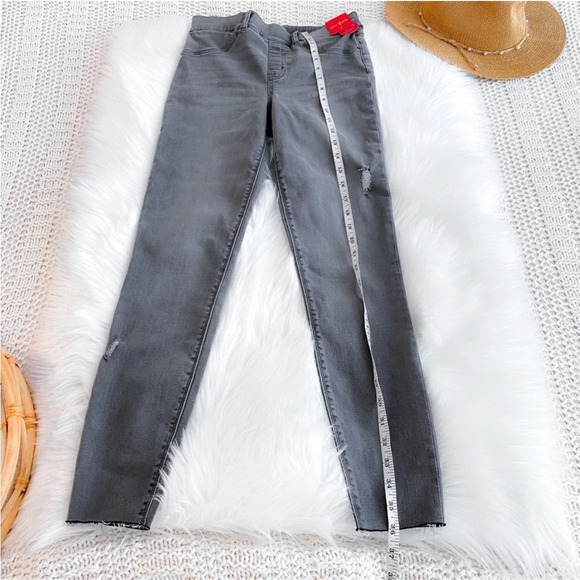 Spanx Distressed Ankle Skinny Jeans Vintage Gray High Rise Waisted NEW Small - Picture 4 of 15